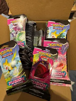 Pokemon TCG Fusion Strike Sleeved Booster X 5 - Image 1