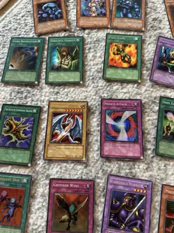 Yu-Gi-Oh Lot of 30 Holo Mixed Trading Cards Near Mint Condition - Image 2