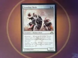 Frontline Medic - Gatecrash - MTG Magic the Gathering - Image 1