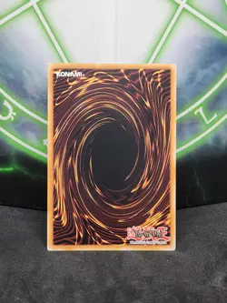 Yugioh Dark Magician (SDY Art) YGLD-ENA03 Common LP - Image 2