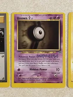 👀MISCUT👀 5 Pokemon Card Lot Neo Discovery miscut error NM/LP Unown!Black Dot👀 - Image 4