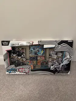 Pokemon TCG: Black & White Unova Heavy Hitters Premium Collection Box - Image 1