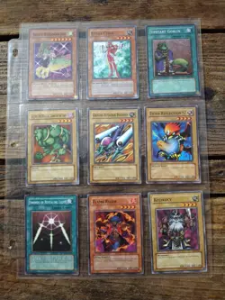 Old Yugioh Cards - Lot O - Image 1