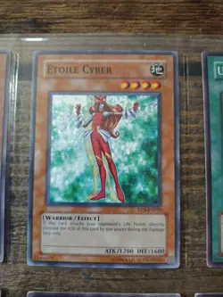 Old Yugioh Cards - Lot O - Image 3