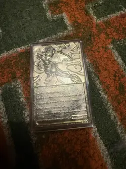 1999 Burger King Pokemon 23K Gold-Plated Charizard - Image 2