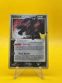 Umbreon 17/17 Gold Star Celebrations: Classic Collection Pokemon TCG (NM) - Image 1