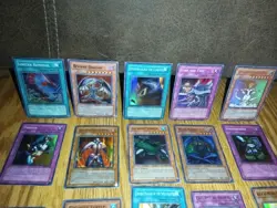 Vintage Yu-Gi-Oh Tcg Card Lot Of 15 holos - Image 3