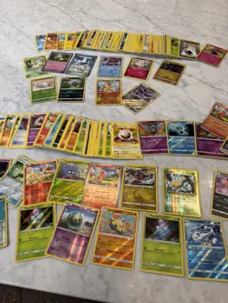 Pokemon TCG BULK Lot of 224 CARDS! - Image 1