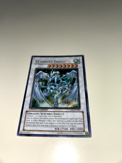 Stardust Dragon CT05-EN001 2008 Collectors Tin Limited Edition - Image 1