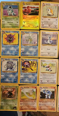 Pokemon Cards Lot Of 33 with 4 Reverse Holo's - Image 3