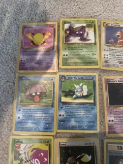 35 Card Vintage Pokemon Lot, Team Rocket Base Set RC, Team Plasma. WOTC - Image 2