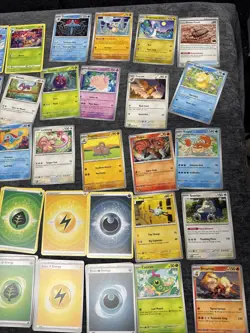 Mixed Lot Of 150 Plus Pokemon Cards - Image 2
