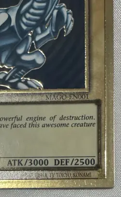 YuGiOh Blue-Eyes White Dragon Gold Rare 1st Edition MAGO-EN001 - Image 4