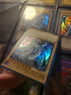 Yu-Gi-Oh! TCG Blue-Eyes White Dragon LOB-en001 [Text Shift Misprint] - Image 3