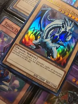 Yu-Gi-Oh! TCG Blue-Eyes White Dragon LOB-en001 [Text Shift Misprint] - Image 4
