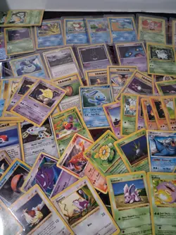 Pokemon Bulk WOTC Vintage lot 102 cards 1st edition shadowless base set, fossil+ - Image 3