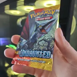 Pokemon TCG HS Undaunted HOUNDOOM 10cd Booster Pack Sealed BOX-FRESH NEW English - Image 3