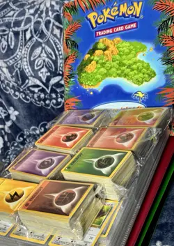 Pokemon TCG Lot - Wotc, Base, Fossil, Jungle, Rockets, Etc.. 1300+ Vintage Cards - Image 3