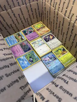 🔥 17lbs 4200+ UNSEARCHED Pokemon Bulk Lot! Some Holos & Vintage Cards LP/NM ✨ - Image 3