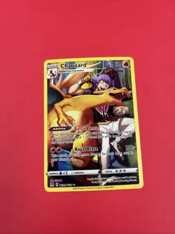 Pokemon TCG Charizard TG03/TG30 2022 Sword and Shield Lost Origin Near Mint - Image 1