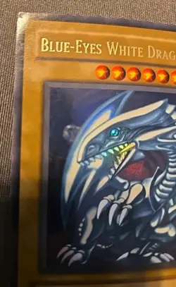 Yu-Gi-Oh! SDK-001 Blue-Eyes White Dragon Ultra Rare Unlimited DAMAGED Vintage ✨ - Image 3