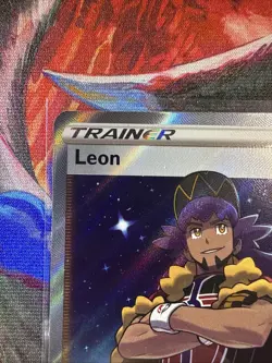Pokemon TCG Leon Full Art Trainer Holo Ultra Rare Card 182/185 Vivid Voltage - Image 3