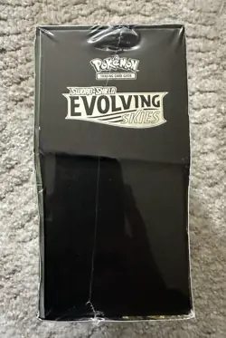 Pokemon TCG Sword and Shield Evolving Skies Elite Trainer Box ETB Factory Sealed - Image 3