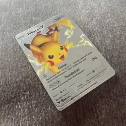 Pokemon Card Pikachu V Silver Foil Fan Card 043/185 HP190 Fan Art - Image 2