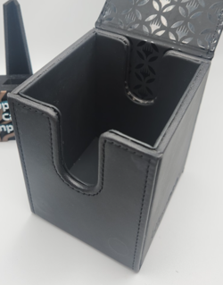 Black Skull Swamp Storage Cases - Magic the Gathering - Magnetic Clip - USED - Image 4