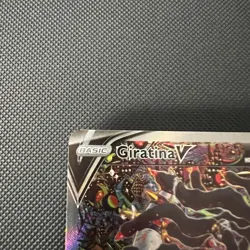 Pokemon TCG Giratina v 186/196 2022 Lost Origin Alt Full Art Mint/Nm Condition - Image 4