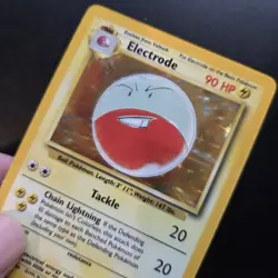 Pokemon Bundle - Electrode 2/64 Holo Rare Jungle Set WOTC NO SYMBOL - Excellent - Image 2