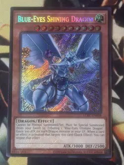 Yugioh: Blue-Eyes Shining Dragon - LCKC-EN008 - Secret Rare - Unlimited - NM - Image 1
