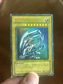*** BLUE EYES WHITE DRAGON *** ULTRA RARE SDK-001 ORIGINAL (PLAYED) YUGIOH! - Image 3