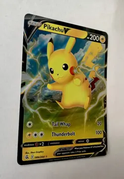 Pokemon TCG - SWSH Fusion Strike- Pikachu V 086/264 - Half Art Card - Image 2