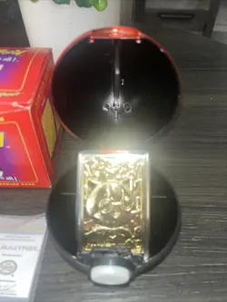Pokemon Jigglypuff 23K Gold Plated Trading Card Ball and Box Burger King 1999 - Image 2