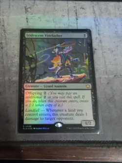 Iridescent Vinelasher Bloomburrow Foil - Image 1