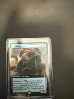 Displacer Kitten (Extended Art) Commander Legends: Battle for Baldur's Gate Foil - Image 1