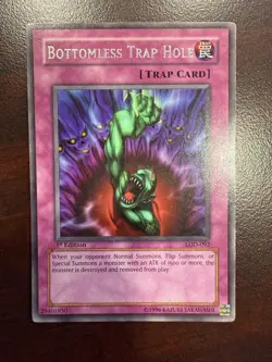 Bottomless Trap Hole 1st Edition LOD-092 Yu-Gi-Oh! Legacy of Darkness - LP - Image 1