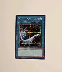 Yugioh Harpie's Feather Duster SDD-003 Prismatic Secret Rare Promo LP - Image 1