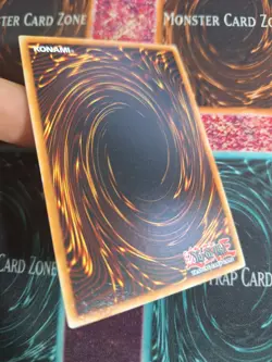 Yu-Gi-Oh! ​Right Leg of the Forbidden One YGLD-ENA18 Ultra Rare Unlimited NM a1/ - Image 4