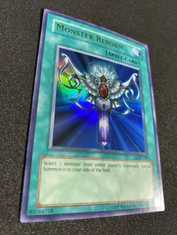 Yugioh Monster Reborn LOB-118 Ultra Rare Unlimited NM - Image 2
