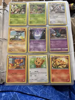 190 Pokemon Card Lot Various Sets 2015-2018 / Some Holos & Reverse In Binder - Image 5