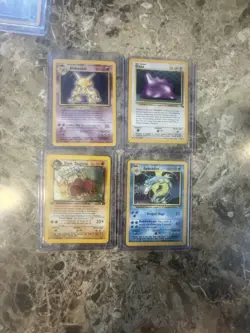 TCG Base Set Unlimited Holo Rare Card Lot Charizard/Venasaur /Blastoise and More - Image 4