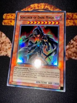 🔥YUGIOH • SORCERER OF DARK MAGIC • SUPER RARE • DPYG-EN010 • 1st EDITION • NM🔥 - Image 5