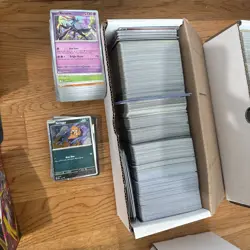 Pokemon Lot, 1000s Of Cards. Holos Included - Image 3