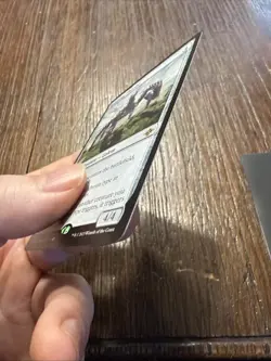 Roaming Throne The Lost Caverns of Ixalan Regular - Image 3