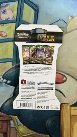 Pokemon TCG Sword & Shield Evolving Skies Sleeved Booster Pack Sylveon New - Image 2