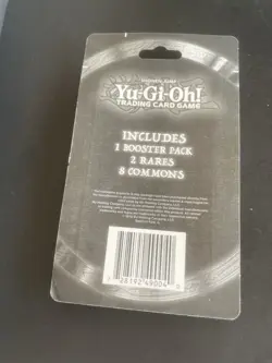Yu-Gi-Oh TCG Legend of Blue Eyes White Dragon Blister Booster Pack - Image 4