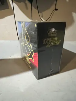 Pokemon TCG: Crown Zenith Elite Trainer Box damaged 820650851476 - Image 3
