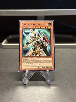 Sword Hunter - LCJW-EN025 - Common - 1st Edition Lightly Played Legendary Collec - Image 1